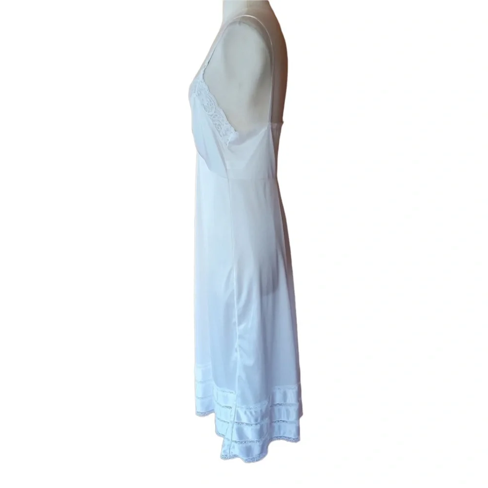Vintage Adonna White Lace‎ Trim Slip/Nightgown - Picture 4 of 6